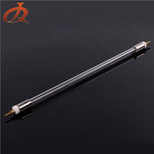 加熱された石英管を複合材料の加熱に使用できますか?